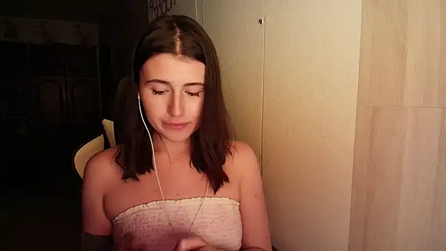 KristinaScott online show from 03/17/26, 06:33