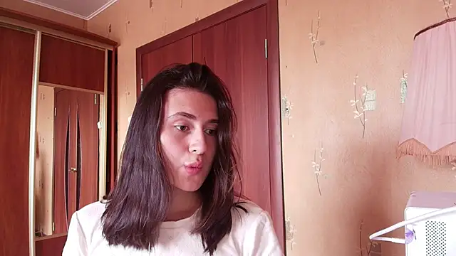 KristinaScott online show from 04/18/26, 01:26