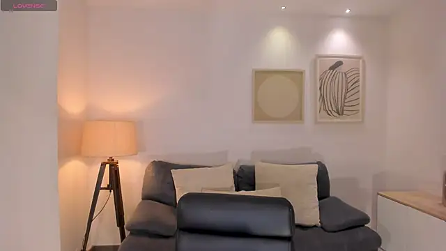 HaileyRoss  online show from 04/07/26, 12:05