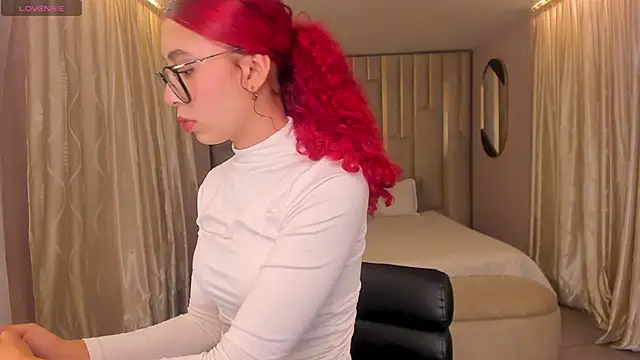 AmberFox1 online show from 12/19/25, 01:40