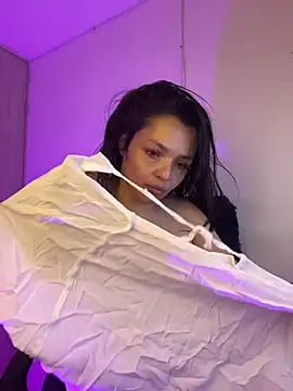 LaraDanverss online show from 03/08/26, 08:01