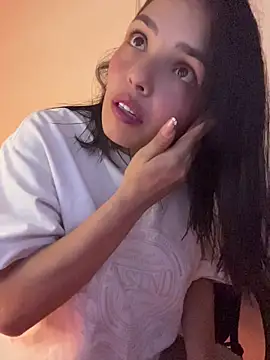 LaraDanverss online show from 07/15/26, 10:37