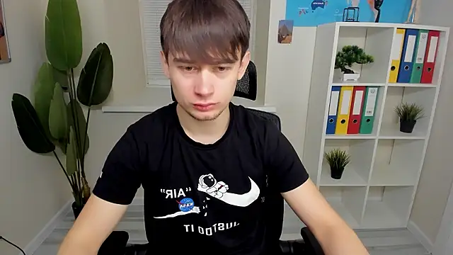 AlejandroEllias online show from 02/03/26, 06:51