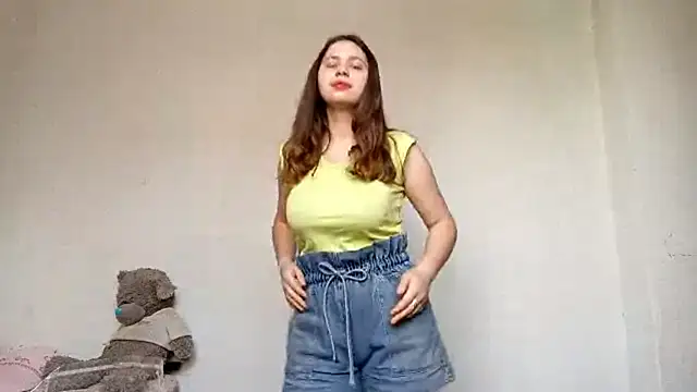 Taisialve online show from 11/22/25, 06:23