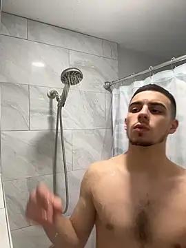 daddyshomeee  online show from 03/17/26, 12:37