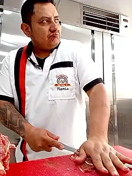 Snapshot of gordoju chatting on 12/04/25, 02:48 gordoju online show from 12/04/25, 02:48