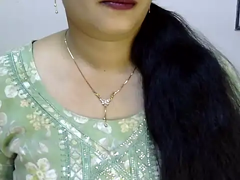Snapshot of Muskan_Jha chatting on 06/18/26, 01:15 Muskan Jha online show from 06/18/26, 01:15