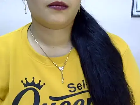 Snapshot of Muskan_Jha chatting on 06/20/26, 02:42 Muskan Jha online show from 06/20/26, 02:42