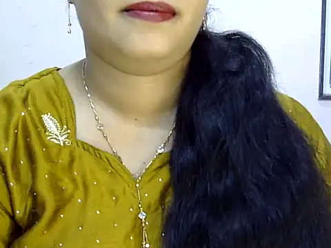 Snapshot of Muskan_Jha chatting on 07/19/26, 02:04 Muskan Jha online show from 07/19/26, 02:04
