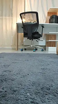 Snapshot of Lukemo chatting on 02/07/26, 11:52 Lukemo online show from 02/07/26, 11:52