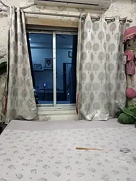 Cute-richa1 online show from 04/07/26, 06:19