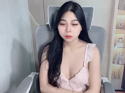 Lousii online show from 12/04/25, 11:24