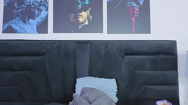 Snapshot of LiilithStonne chatting on 02/17/26, 01:29 LiilithStonne online show from 02/17/26, 01:29