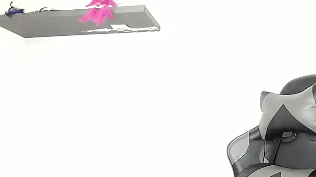 Nina-foxx online show from 12/16/25, 08:25