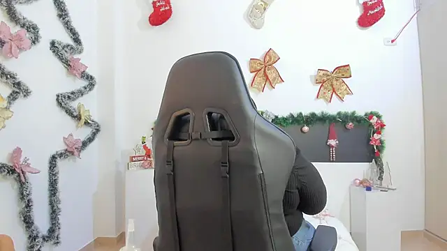 BWW-CINDY11 online show from 12/20/25, 03:24