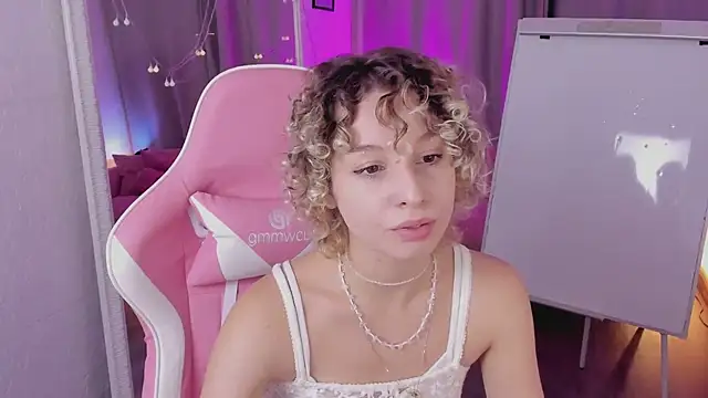 Mary Wohlberg online show from 11/25/25, 06:24