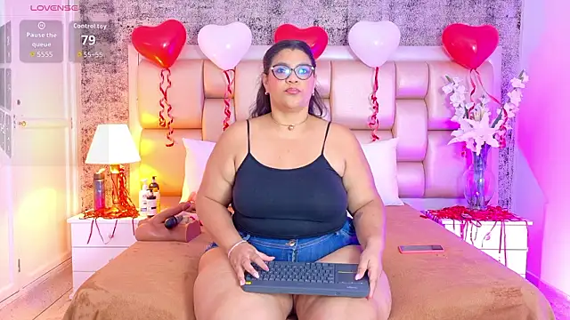 SelennaCooper online show from 02/13/26, 11:50