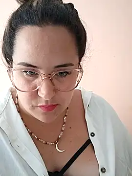 iviiiiiiiiiii online show from 11/29/25, 07:06