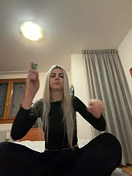 feliciafelon online show from 02/08/26, 04:10