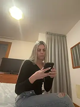 feliciafelon online show from 02/21/26, 09:05