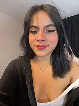 Sophie wyld online show from 12/14/25, 01:11