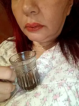 Snapshot of Virginass2000 chatting on 11/23/25, 05:13 Virginass2000 online show from 11/23/25, 05:13