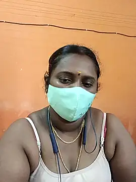 Snapshot of Tamil_Ranjini chatting on 02/08/26, 02:15 Tamil Ranjini online show from 02/08/26, 02:15