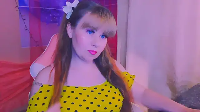 Snapshot of BESTLOLA chatting on 04/06/26, 10:05 BESTLOLA online show from 04/06/26, 10:05