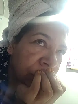 Scarlet curly online show from 11/26/25, 09:10