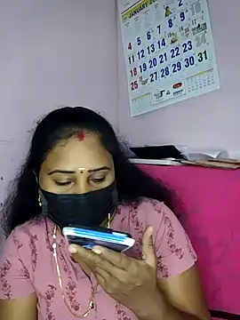 Snapshot of Tamil_devagi chatting on 01/06/26, 11:47 Tamil devagi online show from 01/06/26, 11:47