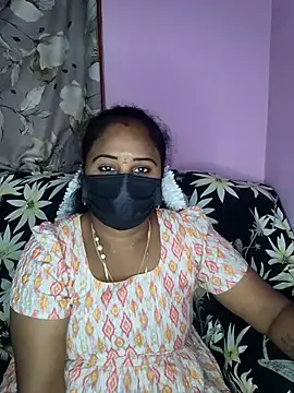 Snapshot of Tamil_devagi chatting on 02/20/26, 06:26 Tamil devagi online show from 02/20/26, 06:26