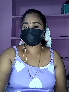 Snapshot of Tamil_devagi chatting on 02/24/26, 05:44 Tamil devagi online show from 02/24/26, 05:44