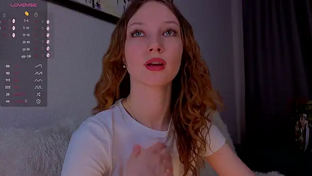 Alisavine online show from 04/18/26, 07:40