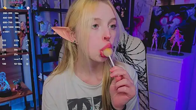 ElvenQueen online show from 11/30/25, 04:11