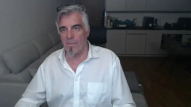 Buidapest online show from 04/05/26, 07:00