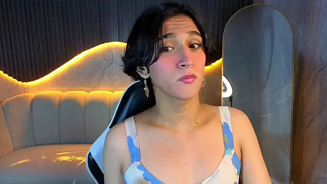 zoe tp online show from 12/17/25, 08:04