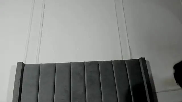 Angel-umbra online show from 12/04/25, 08:34