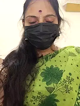 Queen-Neha online show from 11/17/25, 09:53