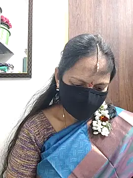 Queen-Neha online show from 01/15/26, 08:19