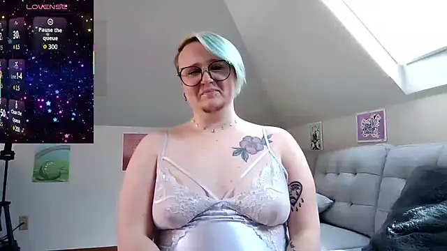 queerlyjaz online show from 03/01/26, 07:16