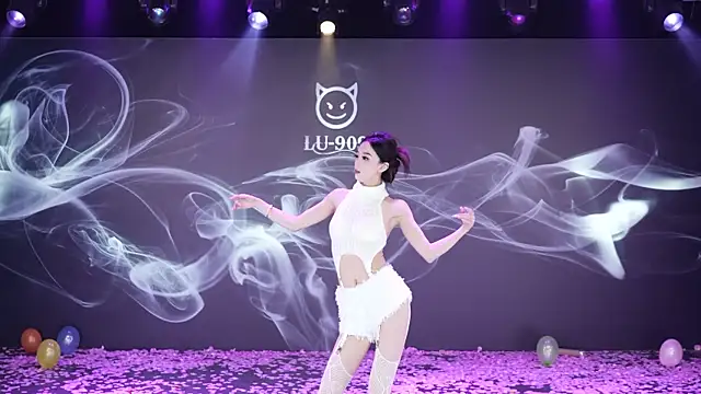 LU-909 online show from 12/05/25, 08:12