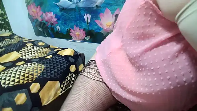 AnnaXGoldX online show from 04/22/26, 07:22