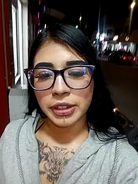 Dannii- online show from 11/29/25, 12:13