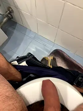 marc8876 online show from 11/24/25, 05:51