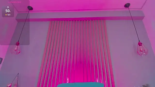 nicolesteele  online show from 12/16/25, 07:41