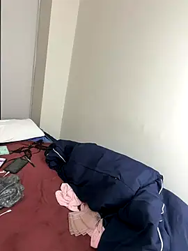 Snapshot of keai_xiaoya chatting on 12/16/25, 09:47 keai xiaoya online show from 12/16/25, 09:47