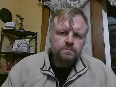 Snapshot of TheOneDonShaun chatting on 12/05/25, 05:38 TheOneDonShaun online show from 12/05/25, 05:38