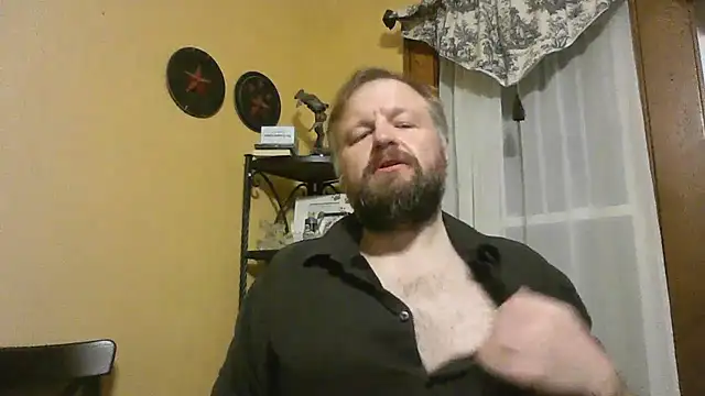 Snapshot of TheOneDonShaun chatting on 02/17/26, 05:26 TheOneDonShaun online show from 02/17/26, 05:26