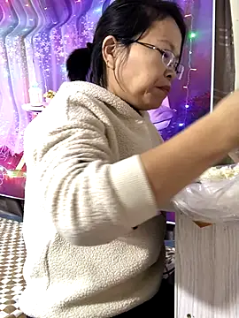 Yes-Baby-A online show from 12/02/25, 04:51