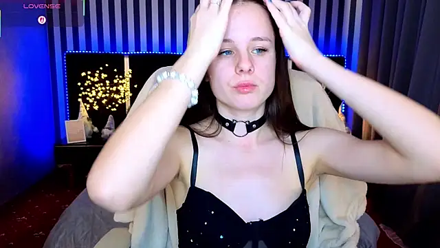 KarolinaSky online show from 01/11/26, 01:49